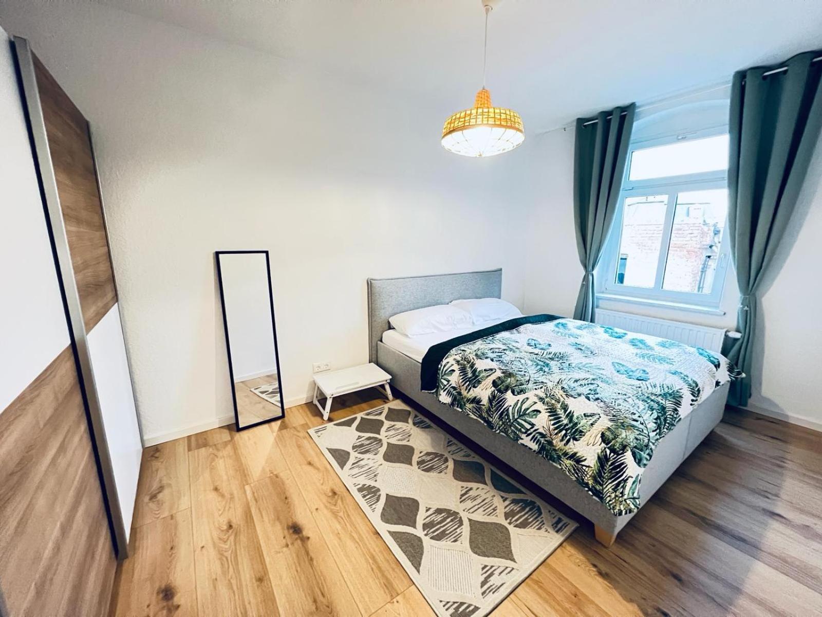 Twenty Five Apartment Bei Dresden - Free Parking, Massage-Stuhl, Netflix & Coffee Machine 海德瑙 外观 照片