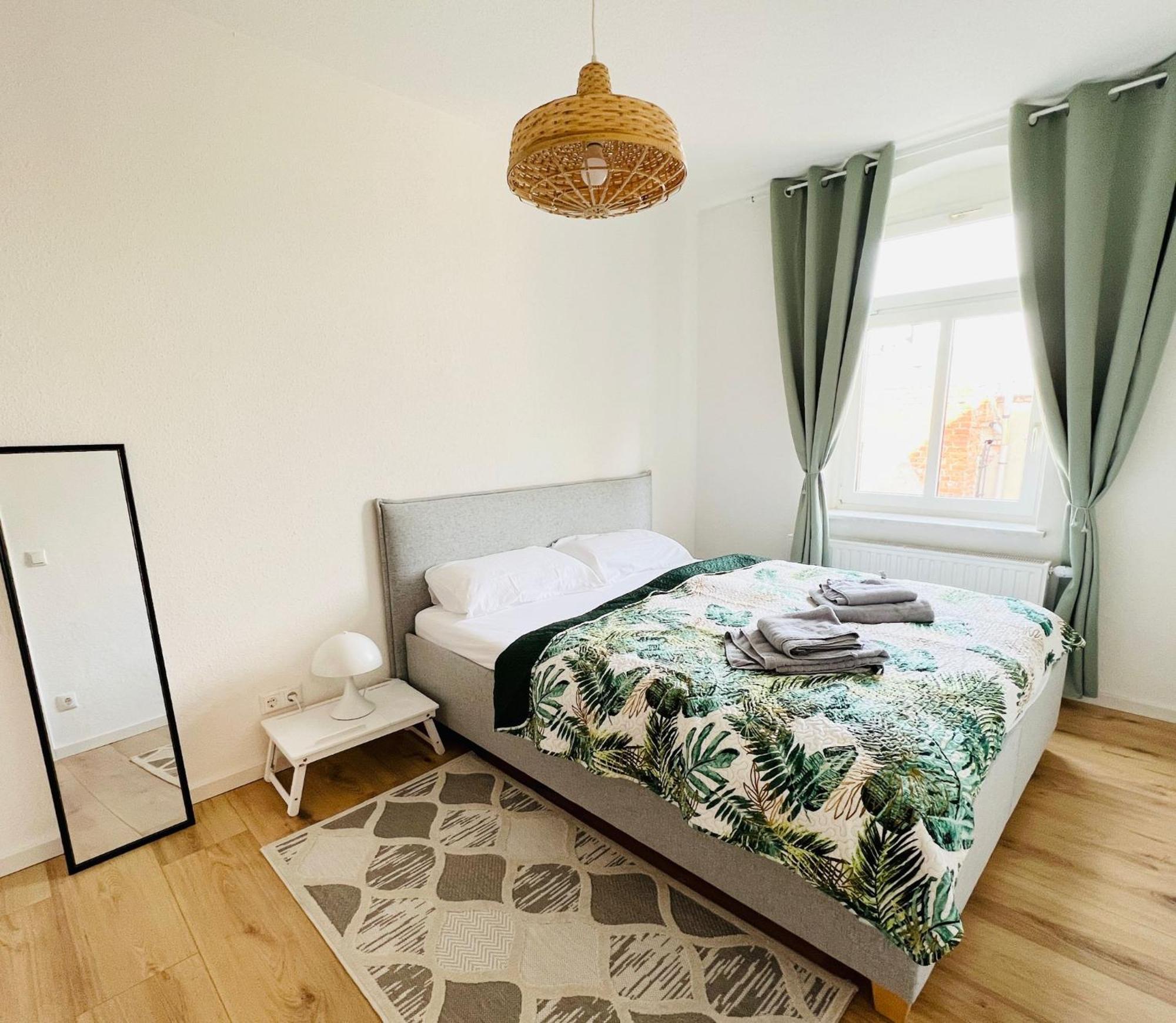 Twenty Five Apartment Bei Dresden - Free Parking, Massage-Stuhl, Netflix & Coffee Machine 海德瑙 外观 照片